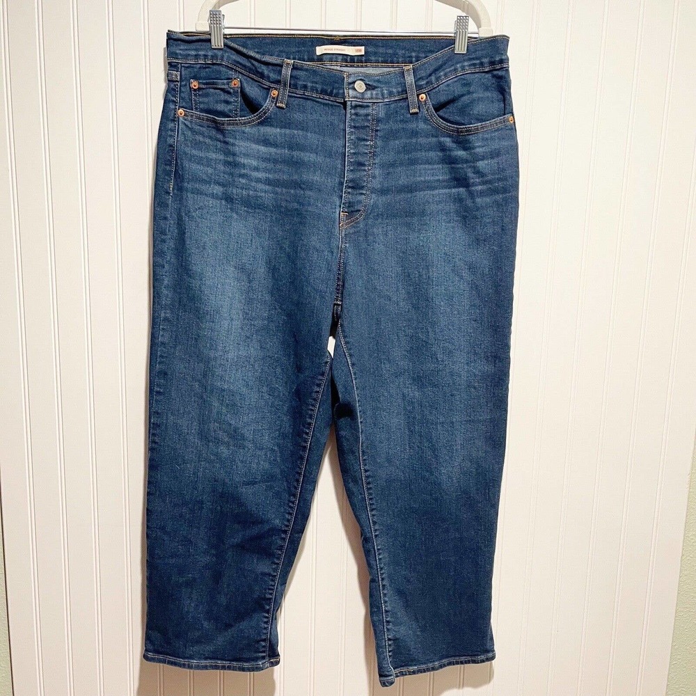 Levis Wedgie Straight Leg Jeans Button Fly Size 18W